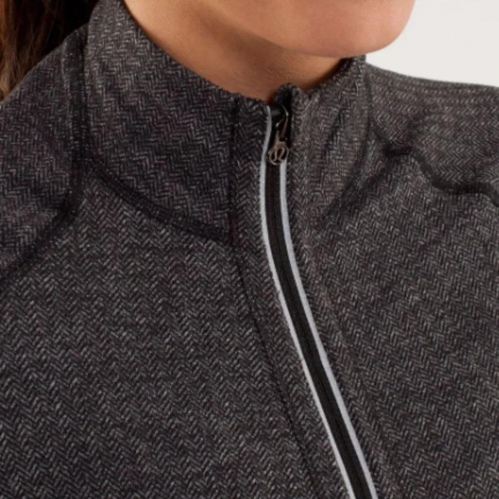 Lululemon Run: U-Turn Pullover Black / Heathered Coal size 8 - Picture 8 of 9